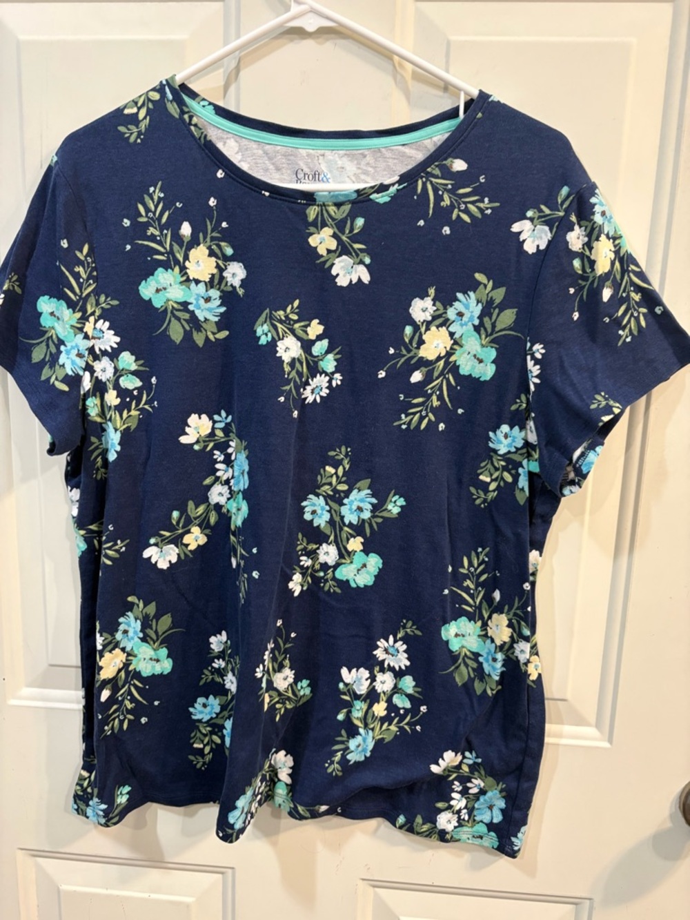 croft & barrow Navy Floral Short-Sleeve Tee with Teal and Cream Blossoms
